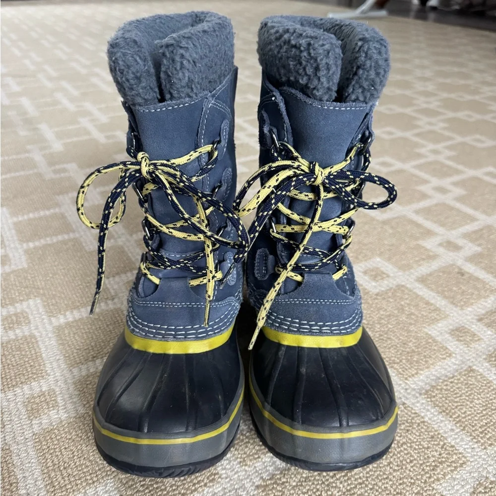 L.L. Bean Kids Sherpa Lined Waterproof Duck Boots Outdoor Shoes Navy Size 3